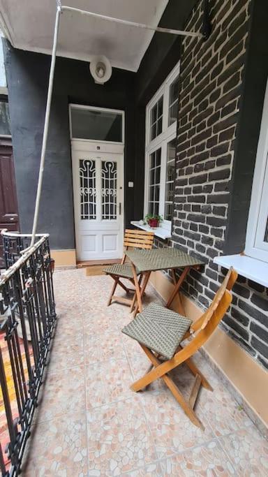 Your Royal 2 Bedroom City Center Stay Belgrado Exterior foto
