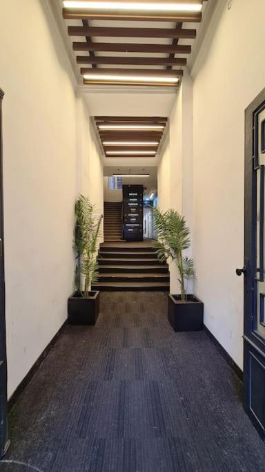 Your Royal 2 Bedroom City Center Stay Belgrado Exterior foto