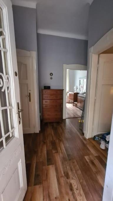 Your Royal 2 Bedroom City Center Stay Belgrado Exterior foto