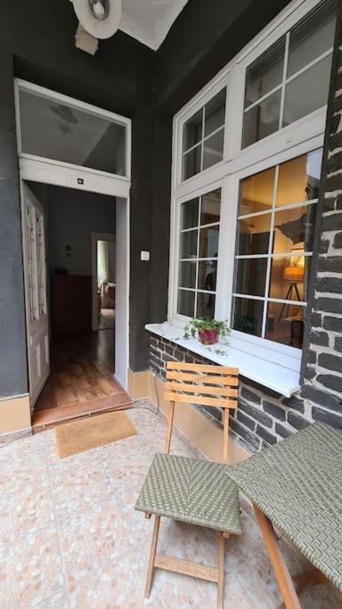 Your Royal 2 Bedroom City Center Stay Belgrado Exterior foto